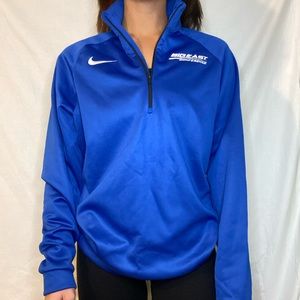 NEW UNISEX Big East Conference Nike half zip. Size Medium (mens)